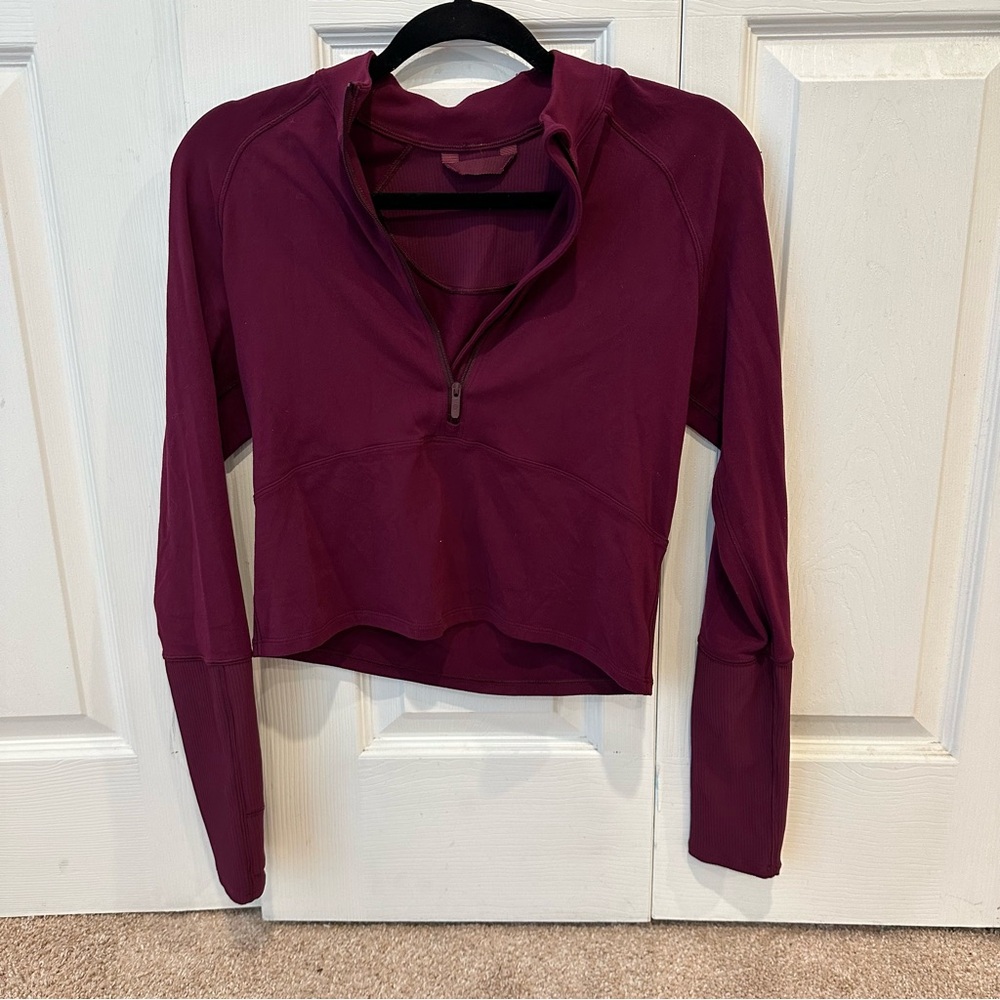 Lululemon half zip top